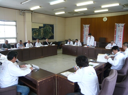 ����X�|�[�c�Փ����Q�O�P�R�@���䒬���s�ψ���@��c�͗l